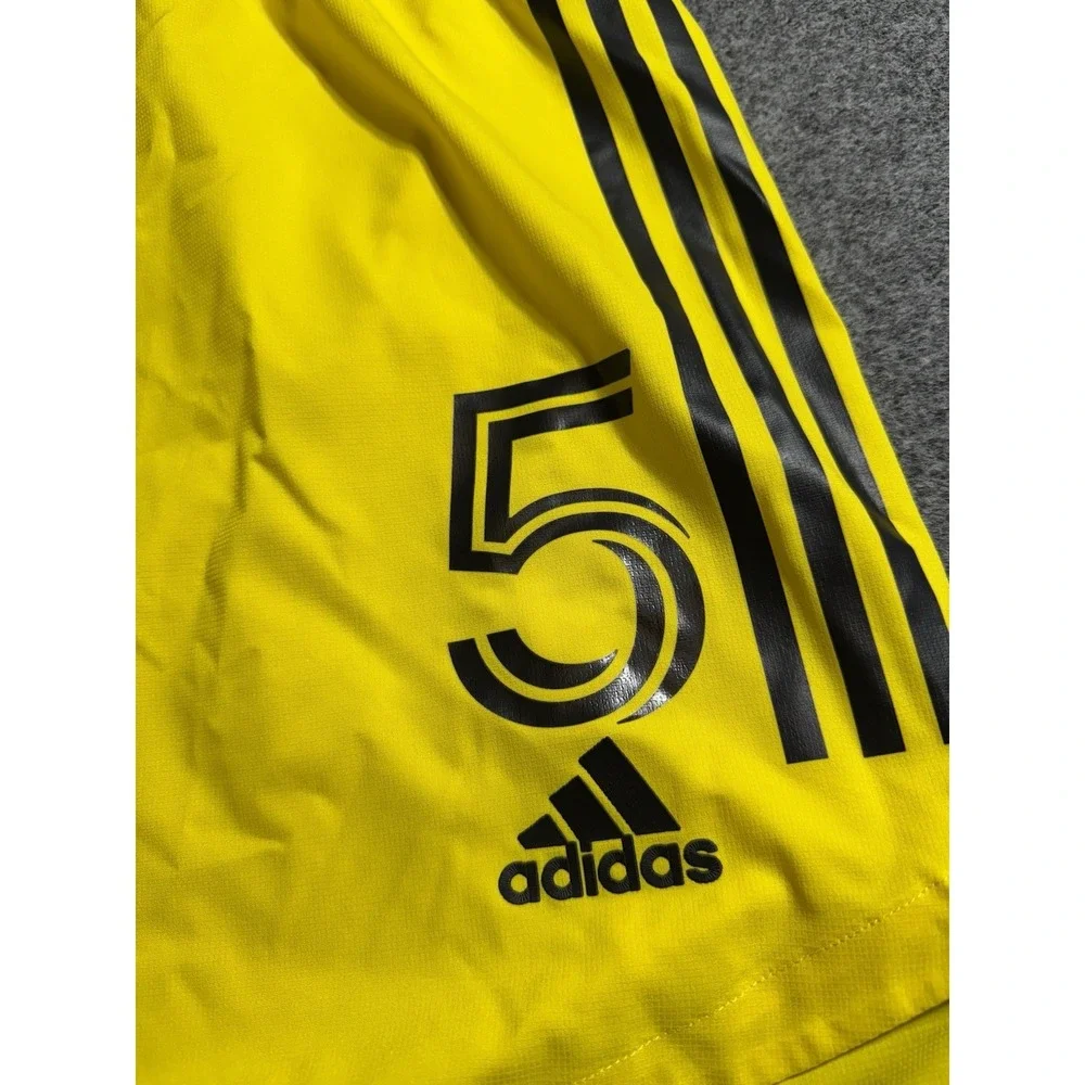 Diego Rossi #5 Columbus Crew Shorts‎ Mens Large Yellow Team Issued MLS